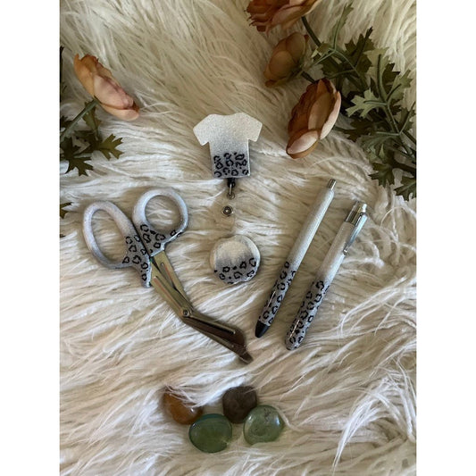 Personalized Leopard Print Medical Set, Nurse Set, Glitter Medical Shears, Glitter Pen, Glitter Medical Light Pen, Badge Reel, Full set