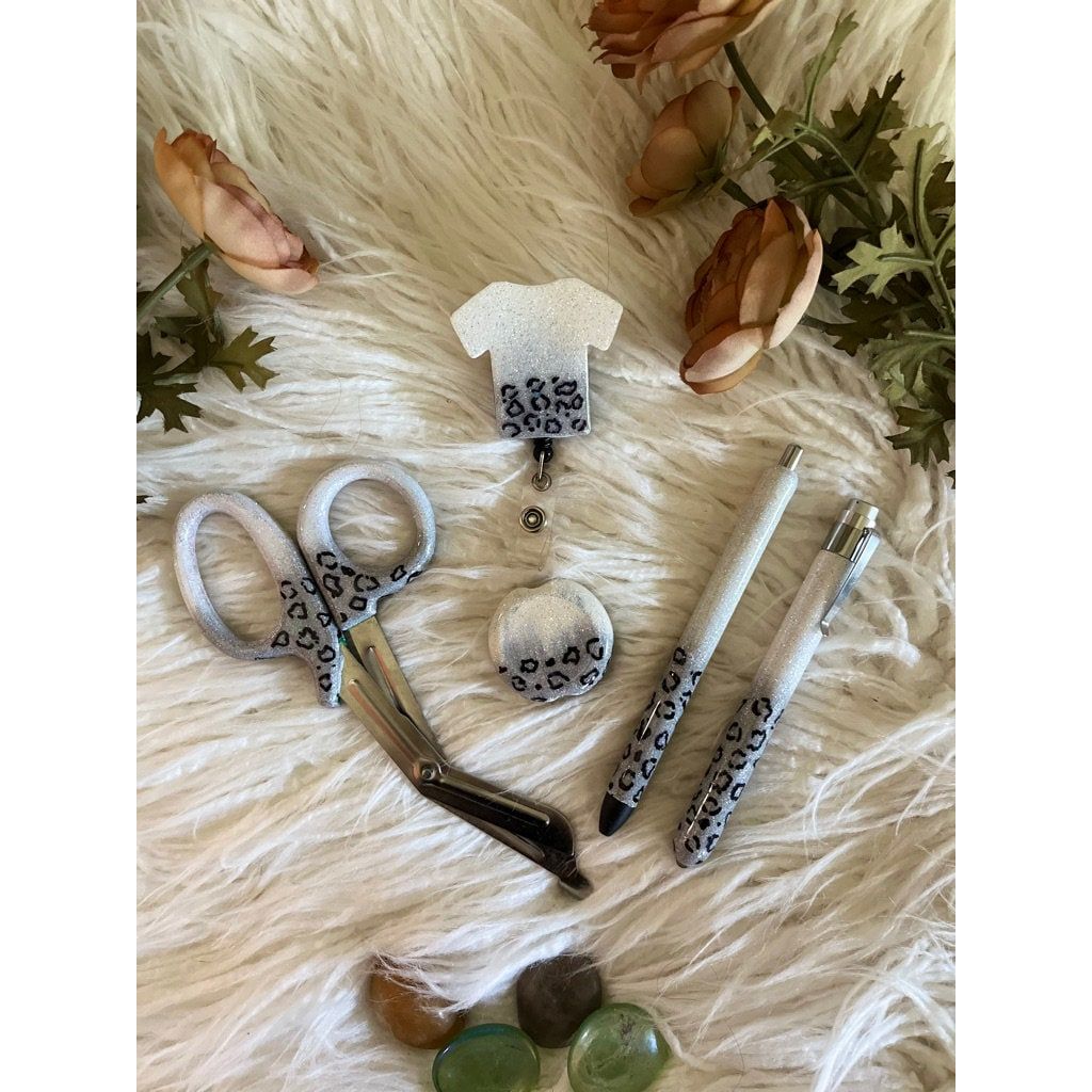 Personalized Leopard Print Medical Set, Nurse Set, Glitter Medical Shears, Glitter Pen, Glitter Medical Light Pen, Badge Reel, Full set