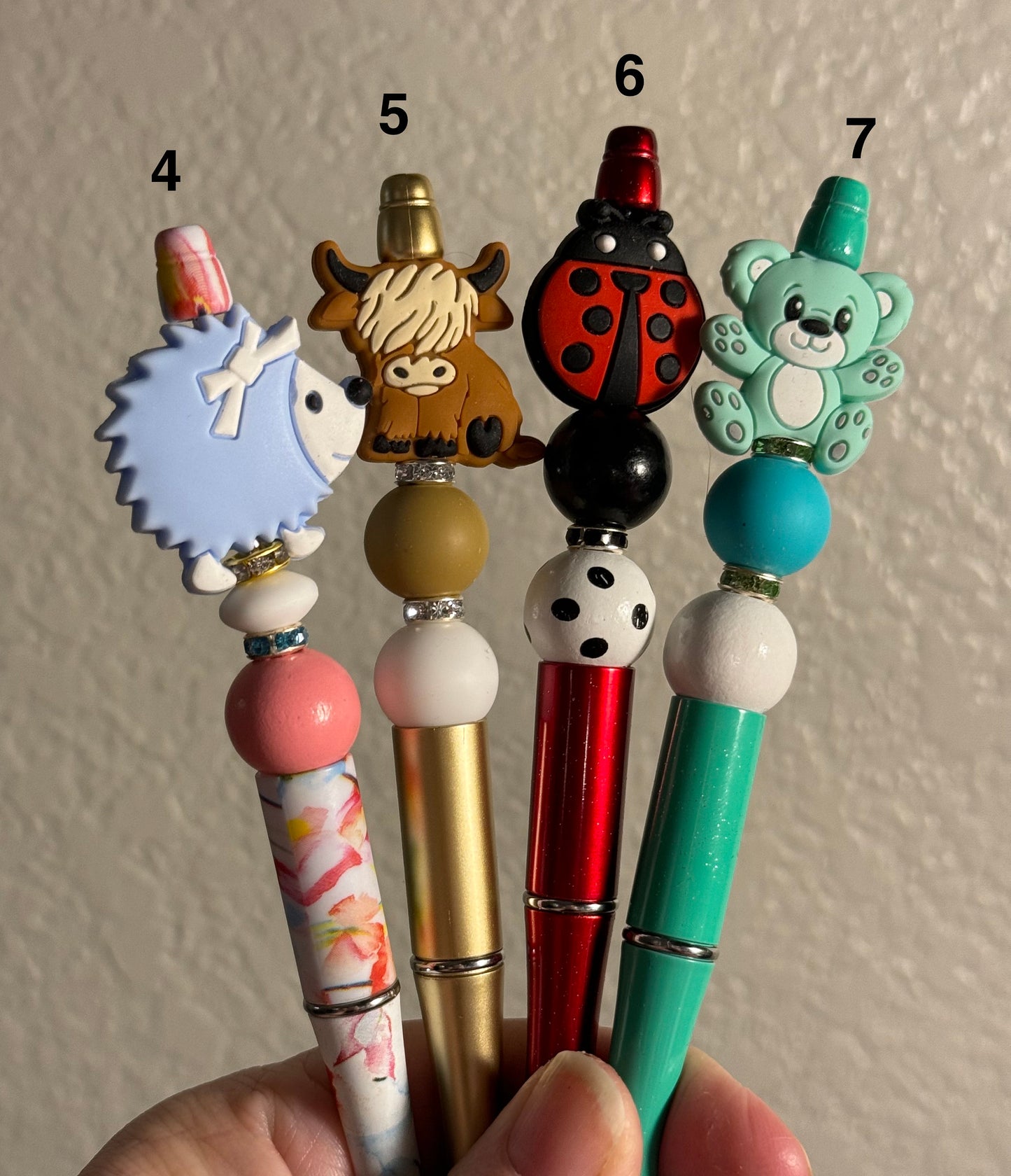 Beaded Animal theme Pen, teacher gift, birthday gift, custom pen, ballpoint pen, bee, cow theme, lion theme, panda theme pen, hippo pen