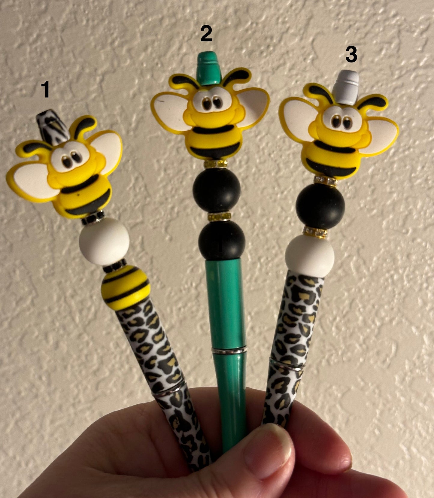 Beaded Animal theme Pen, teacher gift, birthday gift, custom pen, ballpoint pen, bee, cow theme, lion theme, panda theme pen, hippo pen