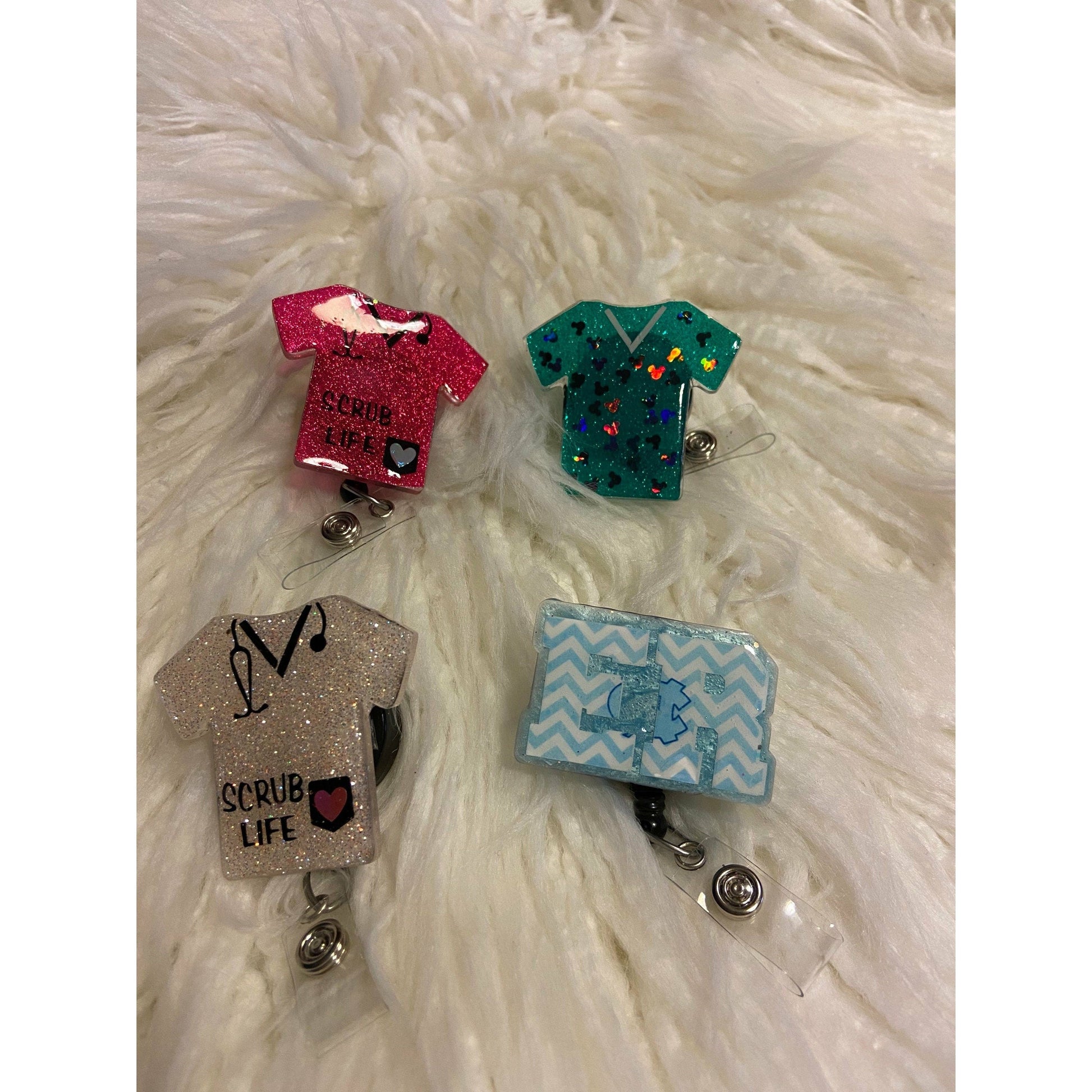 Glitter badge reels