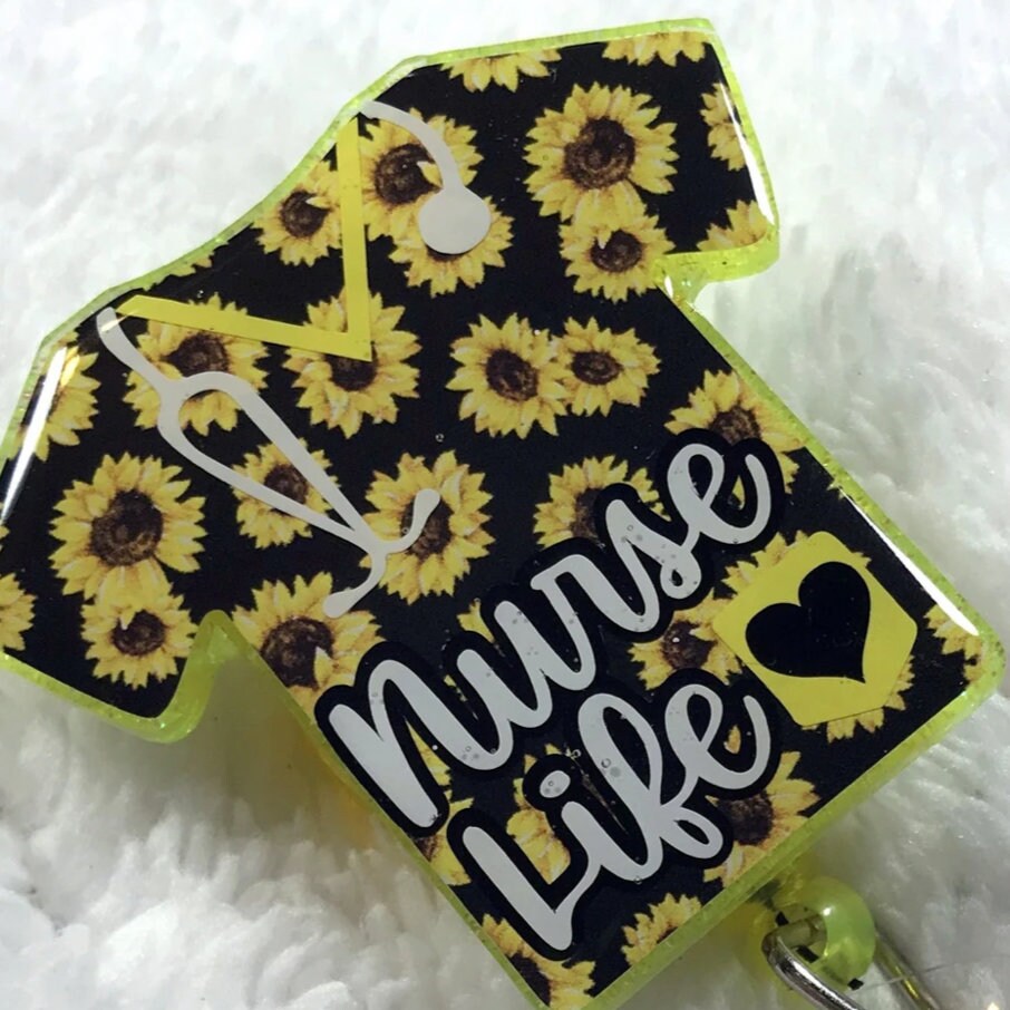 Scrub Top Badge Reel